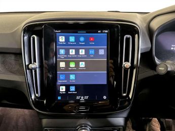 Volvo XC40 Recharge 69kWh Core SUV 5dr Electric Auto (231 ps)