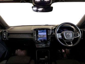 Volvo XC40 Recharge 69kWh Core SUV 5dr Electric Auto (231 ps)