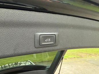 Audi A6 Avant 2.0 TDI 40 S line S Tronic Euro 6 (s/s) 5dr