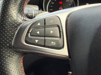 Mercedes-Benz GLA 1.6 GLA180 AMG Line Edition 7G-DCT Euro 6 (s/s) 5dr