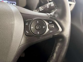 Vauxhall Corsa Electric 50kWh Elite Premium Hatchback 5dr Electric Auto (136 ps)