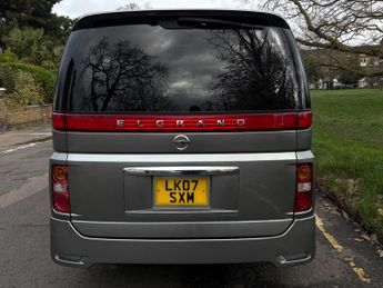 Nissan Elgrand 2.5 [8 Seater ] ULEZ Free