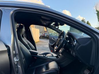 Mercedes-Benz GLA 2.1 GLA220d AMG Line (Premium) 7G-DCT 4MATIC Euro 6 (s/s) 5dr