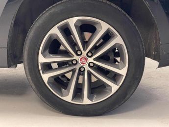 Jaguar F-PACE 2.0 P250i R-Sport Auto AWD Euro 6 (s/s) 5dr