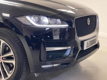 Jaguar F-PACE 2.0 P250i R-Sport Auto AWD Euro 6 (s/s) 5dr