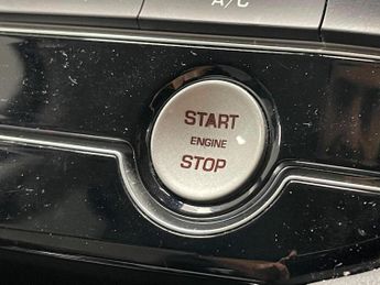 Jaguar F-PACE 2.0 P250i R-Sport Auto AWD Euro 6 (s/s) 5dr