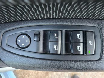 BMW 1 Series 2.0 116d SE Auto Euro 5 (s/s) 5dr