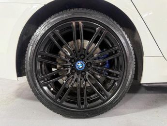 BMW 5 Series 3.0 530d M Sport Auto xDrive Euro 6 (s/s) 4dr