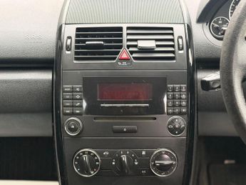 Mercedes-Benz A Class 1.5 A150 Classic SE CVT 5dr