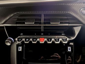 Peugeot 2008 1.2 PureTech Allure SUV 5dr Petrol Manual Euro 6 (s/s) (130 ps)