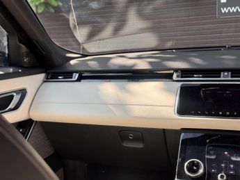 Land Rover Range Rover Velar 2.0 D240 R-Dynamic HSE Auto 4WD Euro 6 (s/s) 5dr