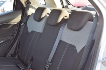 Ford EcoSport 1.0T EcoBoost Titanium 2WD Euro 5 (s/s) 5dr