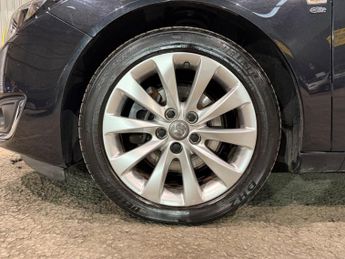 Vauxhall Insignia 2.0 CDTi Elite Nav Auto Euro 5 5dr