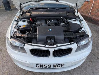 BMW 1 Series 1.6 116i SE Petrol Steptronic (122 bph)