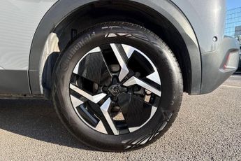 Peugeot E-2008 54kWh GT SUV 5dr Electric Auto (7kW Charger) (156 ps)