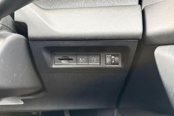 Peugeot 308 1.6 12.4kWh Allure Premium Hatchback 5dr Petrol Plug-in Hybrid e