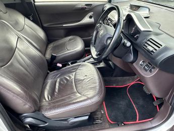 Toyota iQ 1.33 Dual VVT-i 3 Multidrive Euro 4 3dr