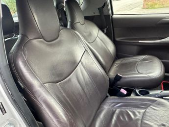 Toyota iQ 1.33 Dual VVT-i 3 Multidrive Euro 4 3dr