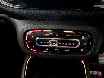 Smart fortwo 17.6kWh Exclusive Coupe 2dr Electric Auto (22kW Charger) (82 ps)