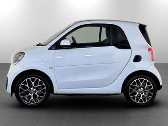 Smart fortwo 17.6kWh Exclusive Coupe 2dr Electric Auto (22kW Charger) (82 ps)