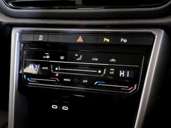 Volkswagen T-Roc 1.5 TSI Life SUV 5dr Petrol Manual Euro 6 (s/s) (150 ps)