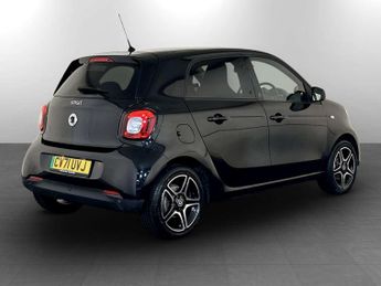 Smart forfour 17.6kWh Premium Hatchback 5dr Electric Auto (22kW Charger) (82 p