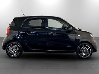 Smart forfour 17.6kWh Premium Hatchback 5dr Electric Auto (22kW Charger) (82 p