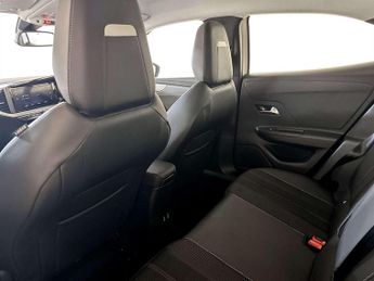 Vauxhall Mokka Electric 50kWh Elite Nav Premium SUV 5dr Electric Auto (136 ps)