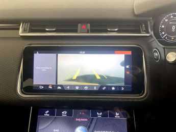 Land Rover Range Rover Velar 2.0 P300 R-Dynamic SE SUV 5dr Petrol Auto 4WD Euro 6 (s/s) (300 