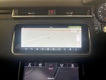 Land Rover Range Rover Velar 2.0 P300 R-Dynamic SE SUV 5dr Petrol Auto 4WD Euro 6 (s/s) (300 