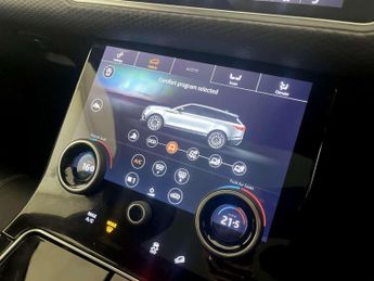 Land Rover Range Rover Velar 2.0 P300 R-Dynamic SE SUV 5dr Petrol Auto 4WD Euro 6 (s/s) (300 