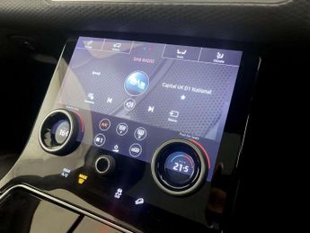 Land Rover Range Rover Velar 2.0 P300 R-Dynamic SE SUV 5dr Petrol Auto 4WD Euro 6 (s/s) (300 