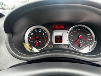 Renault Clio 1.6 VVT Expression Auto Euro 5 5dr