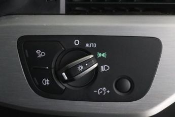 Audi A4 2.0 TDI 35 S line S Tronic Euro 6 (s/s) 4dr