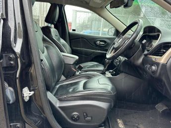 Jeep Cherokee 2.2 MultiJetII Night Eagle Auto 4WD Euro 6 (s/s) 5dr