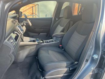Nissan Leaf 39kWh N-Connecta Auto 5dr