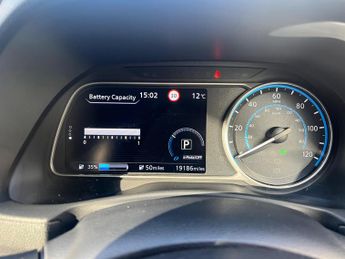 Nissan Leaf 39kWh N-Connecta Auto 5dr