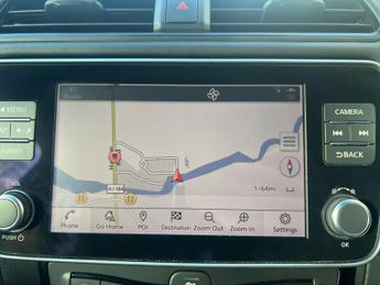 Nissan Leaf 39kWh N-Connecta Auto 5dr