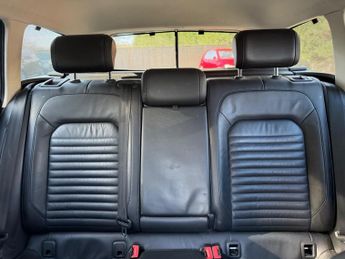 Volkswagen Passat 2.0 BiTDI BlueMotion Tech GT DSG 4Motion Euro 6 (s/s) 5dr