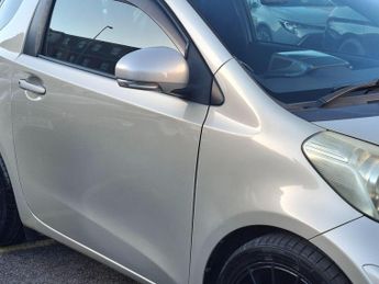 Toyota iQ 1.0 VVT-I MULTIDRIVE EURO 4