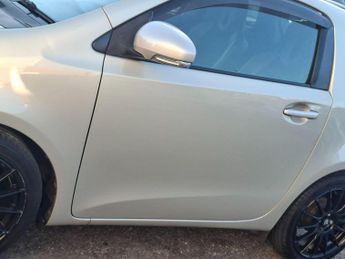 Toyota iQ 1.0 VVT-I MULTIDRIVE EURO 4