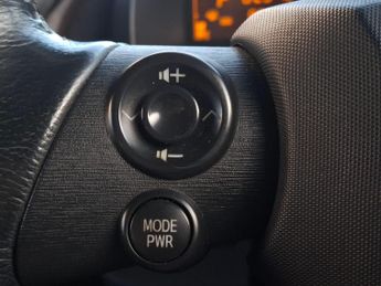 Toyota iQ 1.0 VVT-I MULTIDRIVE EURO 4