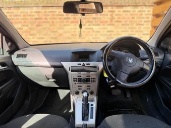 Vauxhall Astra 1.8i 16v Life 5dr