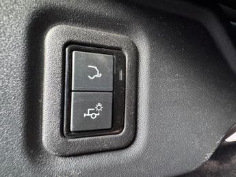 Jaguar F-PACE 2.0 D240 R-Sport Auto AWD Euro 6 (s/s) 5dr