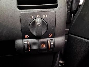 Vauxhall Zafira 1.8i 16v Life 5dr