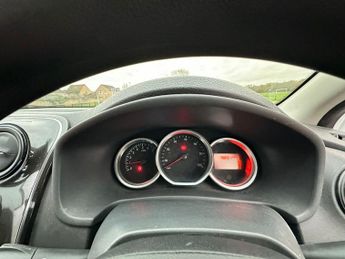 Dacia Sandero 1.0 SCe Ambiance Euro 6 5dr