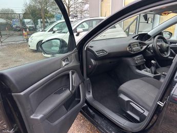 Peugeot 308 1.2 PureTech Access Euro 6 5dr