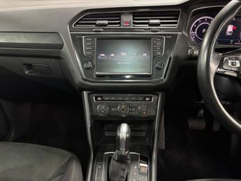 Volkswagen Tiguan 2.0 TSI BlueMotion Tech SEL DSG 4Motion Euro 6 (s/s) 5dr