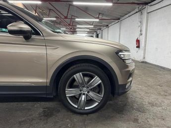 Volkswagen Tiguan 2.0 TSI BlueMotion Tech SEL DSG 4Motion Euro 6 (s/s) 5dr