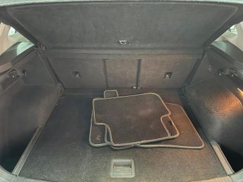 Volkswagen Tiguan 2.0 TDI SE Navigation DSG 4Motion Euro 6 (s/s) 5dr